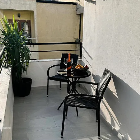 Nuesso Apartment Durres